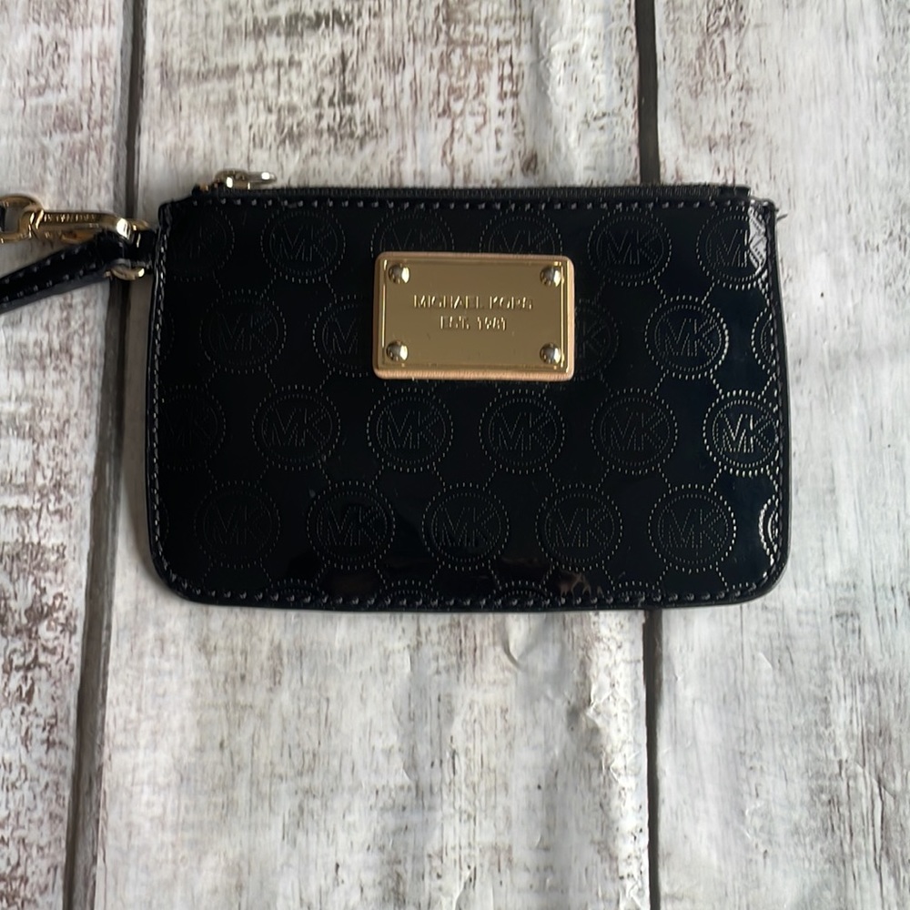 Michael Kors wristlet